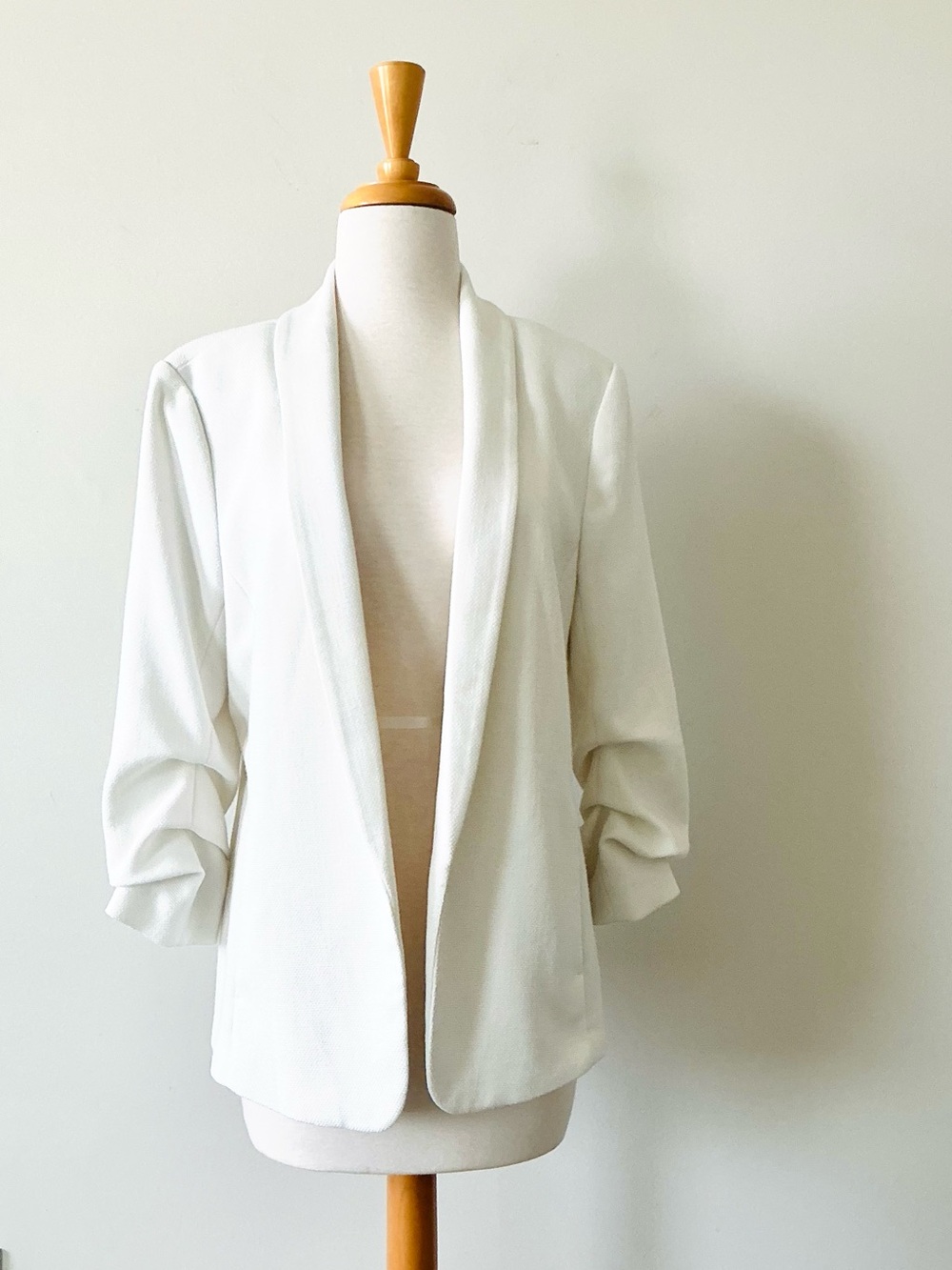 H&M White White Blazer Size M EUR 42 Shawl Collar Open Front 3/4 Sleeve